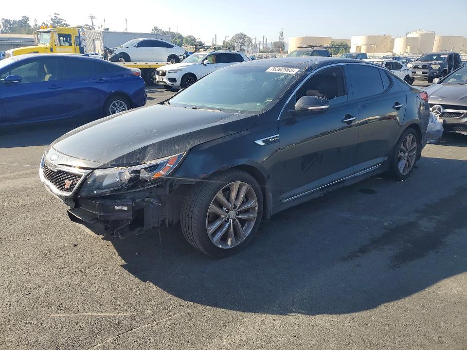 2015 KIA OPTIMA — VIN 5XXGR4A60FG437423