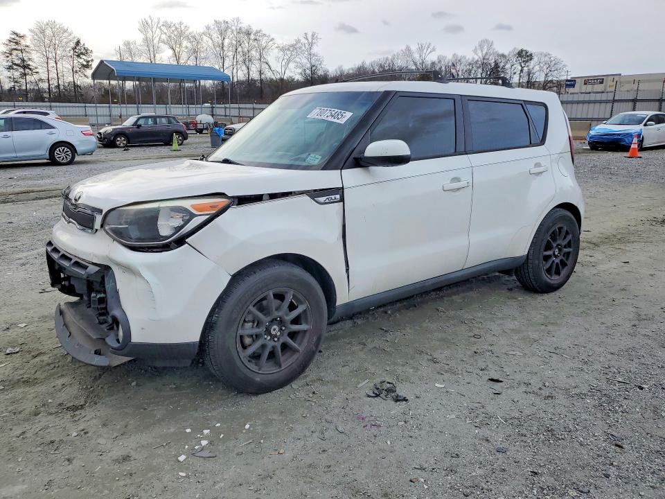 2015 KIA SOUL — VIN KNDJN2A29F7215670