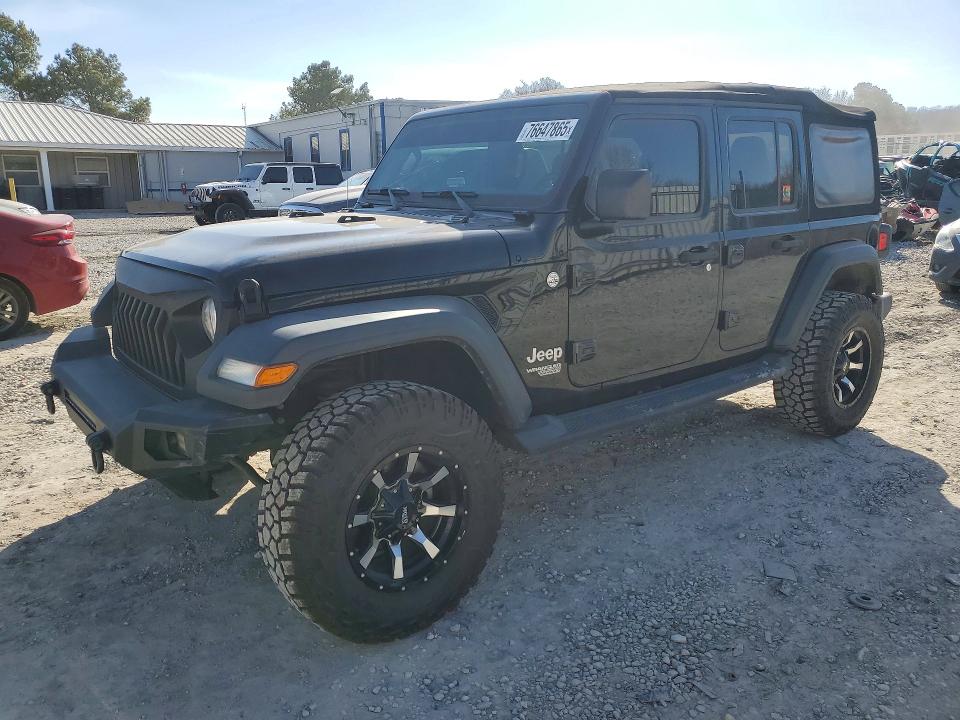2018 JEEP WRANGLER UNLIMITED — VIN 1C4HJXDG7JW136057