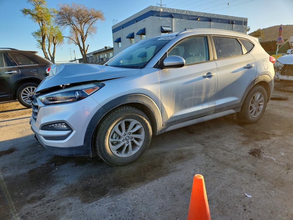 2018 HYUNDAI TUCSON — VIN KM8J3CA48JU762402