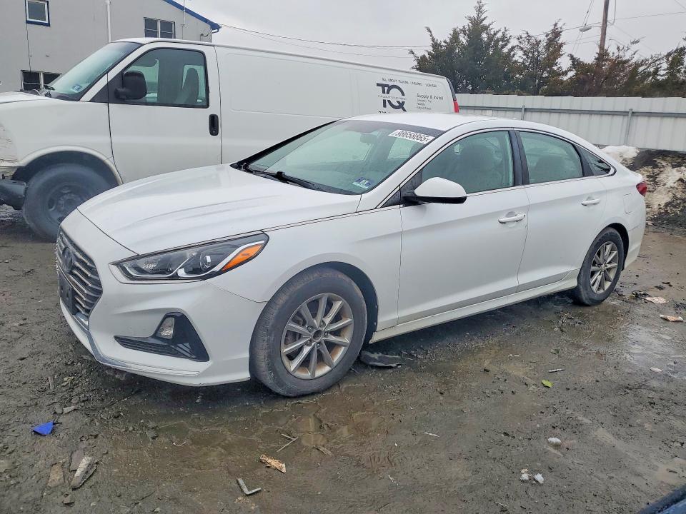 2019 HYUNDAI SONATA — VIN 5NPE24AF0KH764608
