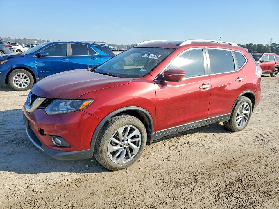 2015 NISSAN ROGUE S — VIN 5N1AT2MV4FC758066