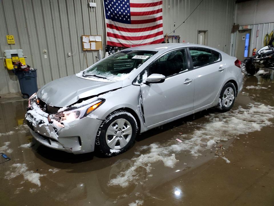 2018 KIA FORTE — VIN 3KPFL4A73JE277772