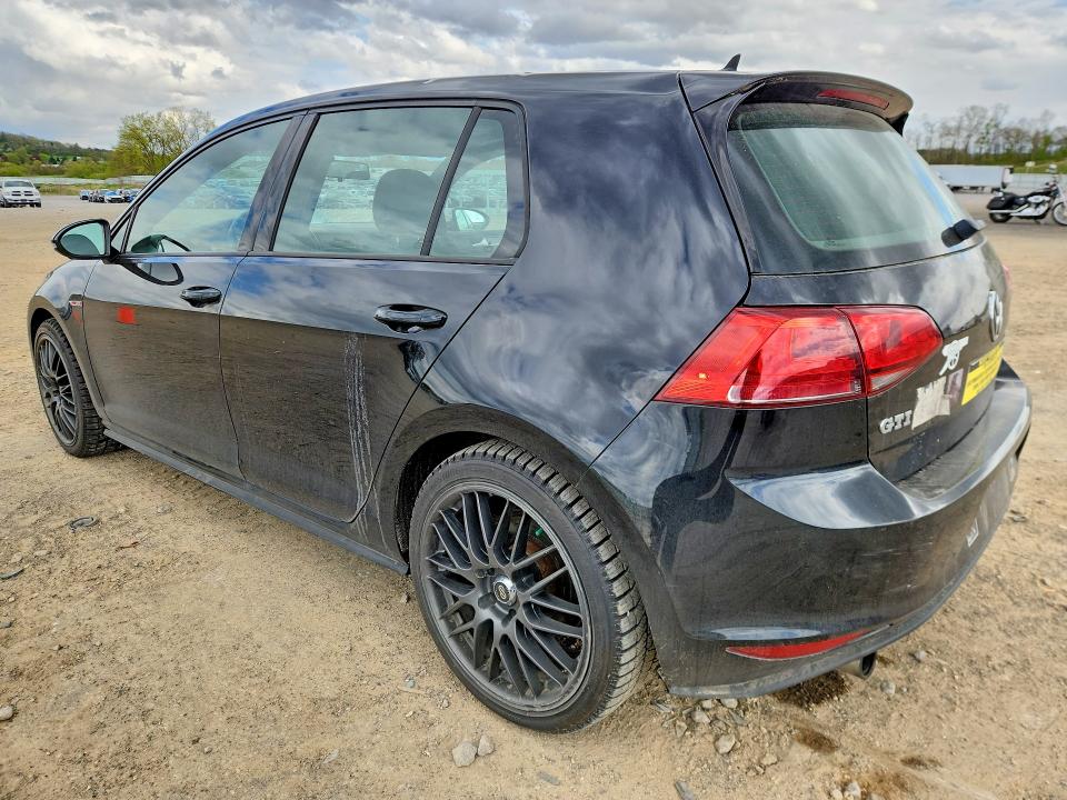 3VW4T7AUXHM060893