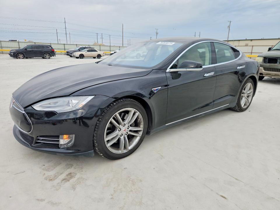 2015 TESLA MODEL S — VIN 5YJSA1H22FFP74830