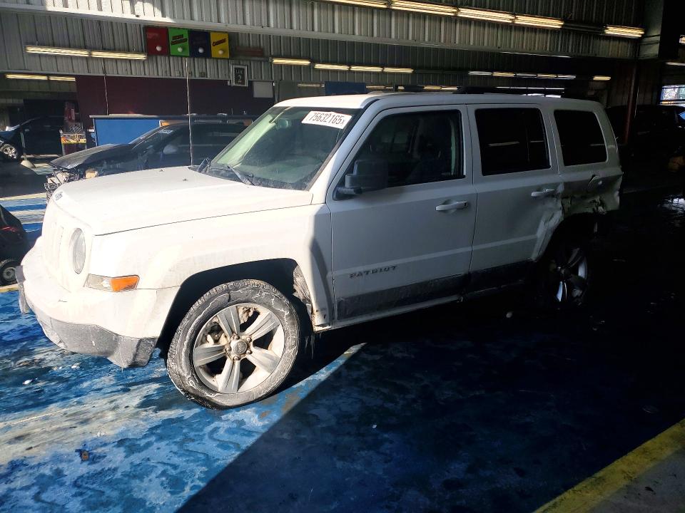 2016 JEEP PATRIOT — VIN 1C4NJRFB8GD596199