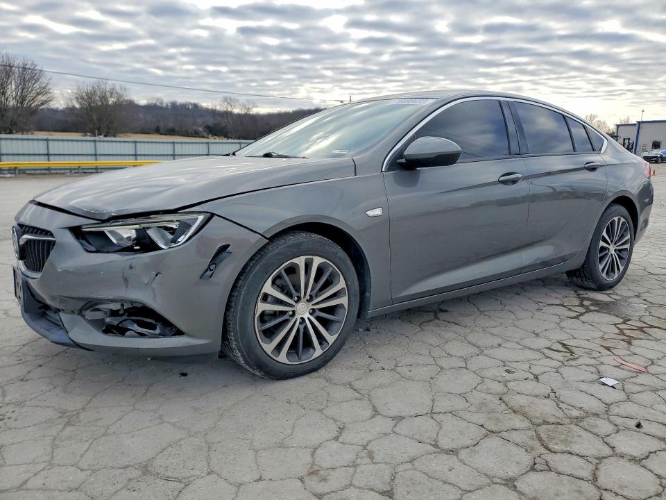 2018 BUICK REGAL — VIN W04GP6SXXJ1065418
