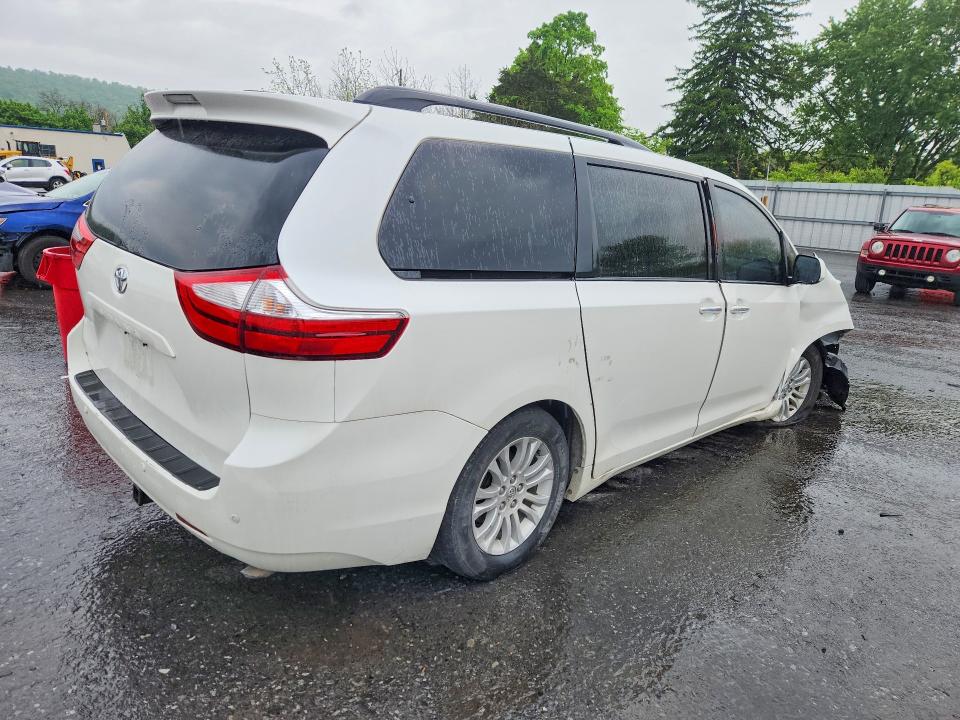5TDYK3DC6GS708862