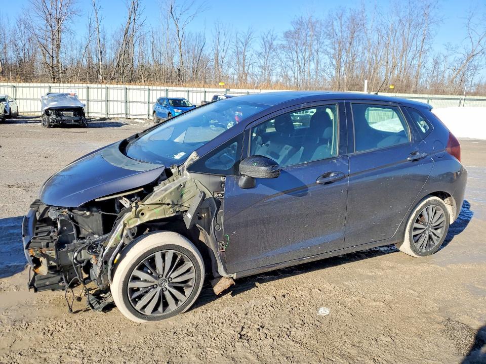 2015 HONDA FIT — VIN 3HGGK5H83FM729164