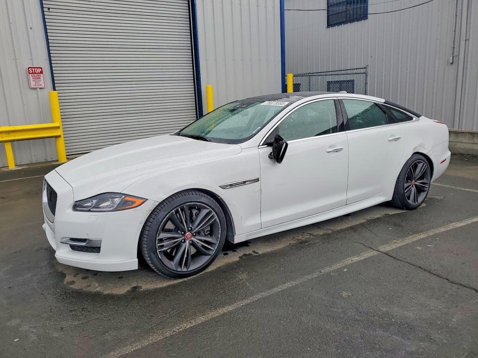 2019 JAGUAR XJ — VIN SAJWA1CE0KMW22129