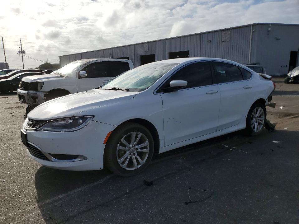 2015 CHRYSLER 200 — VIN 1C3CCCAB0FN598354