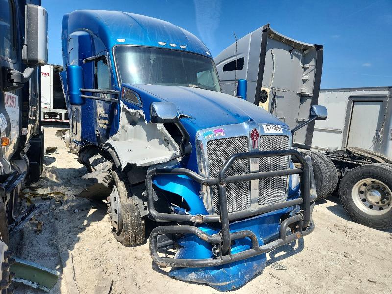 2022 KENWORTH T680 — VIN 1XKYD49X8NJ493379