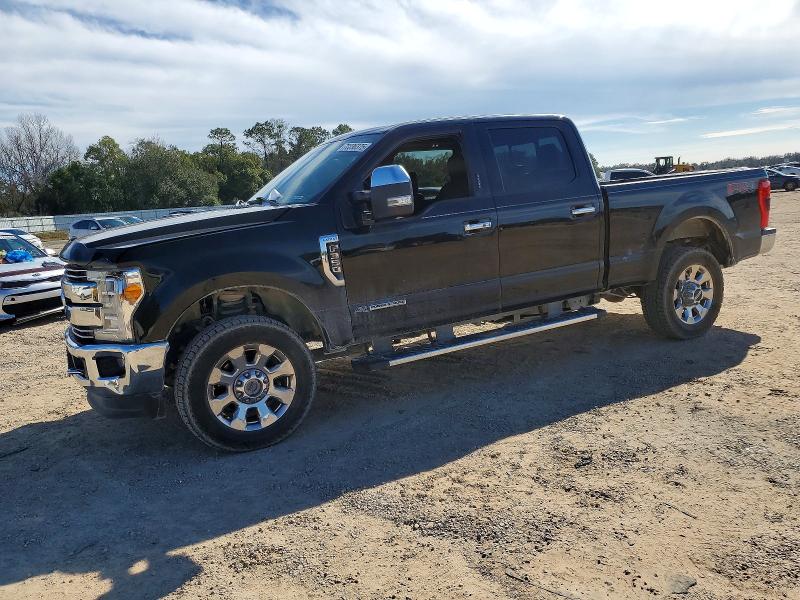 2017 FORD F350 — VIN 1FT8W3BT2HEF31757