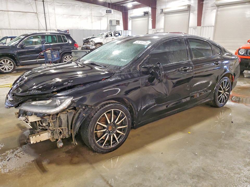 2015 CHRYSLER 200 — VIN 1C3CCCDG2FN617980