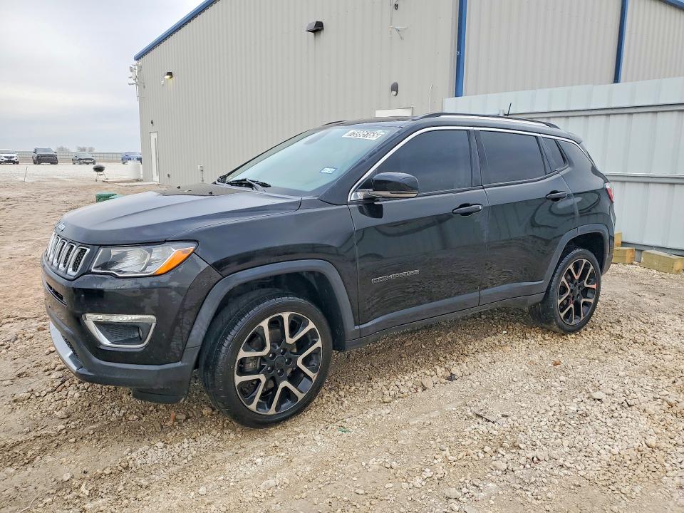 2017 JEEP COMPASS — VIN 3C4NJDCB9HT647020