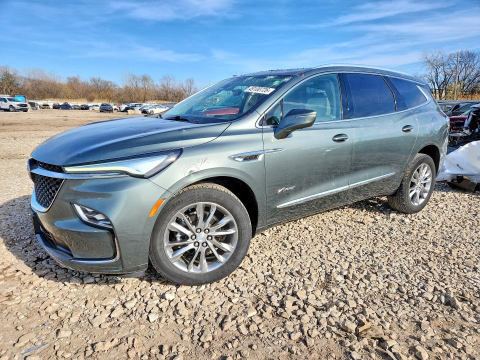 2022 BUICK ENCLAVE — VIN 5GAEVCKW2NJ127944