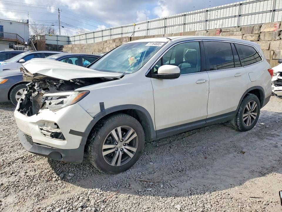 2016 HONDA PILOT — VIN 5FNYF6H64GB033947