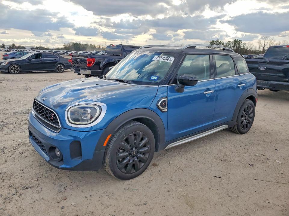 2024 MINI COOPER — VIN WMZ53BR03R3S08803