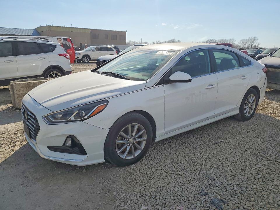 2019 HYUNDAI SONATA — VIN 5NPE24AF3KH786862