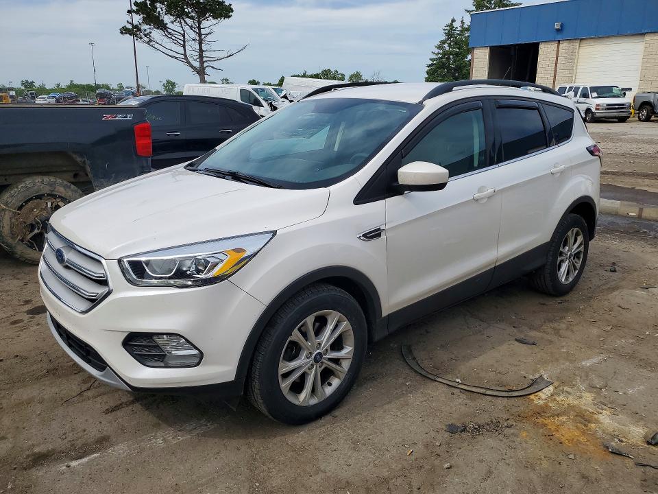 2017 FORD ESCAPE — VIN 1FMCU0GDXHUE06667
