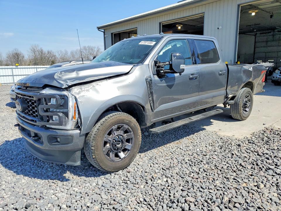 2024 FORD F350 — VIN 1FT8W3BN4REF72099