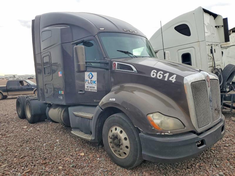 2015 KENWORTH CONSTRUCTION — VIN 1XKYDP9X0FJ436614