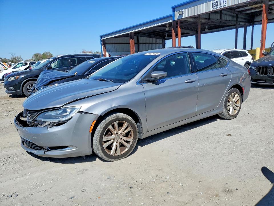 2016 CHRYSLER 200 — VIN 1C3CCCAB3GN133648