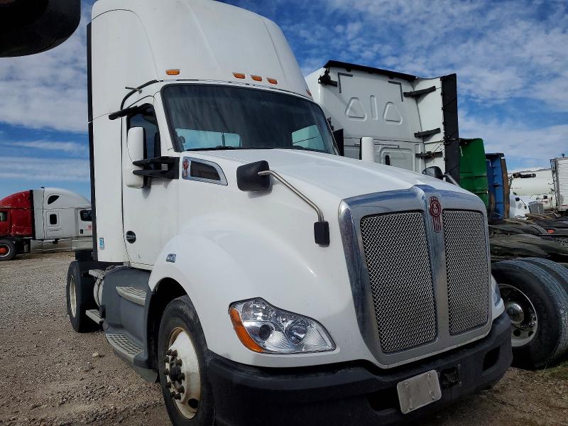 2020 KENWORTH T680 — VIN 1XKYA48X7LJ412041
