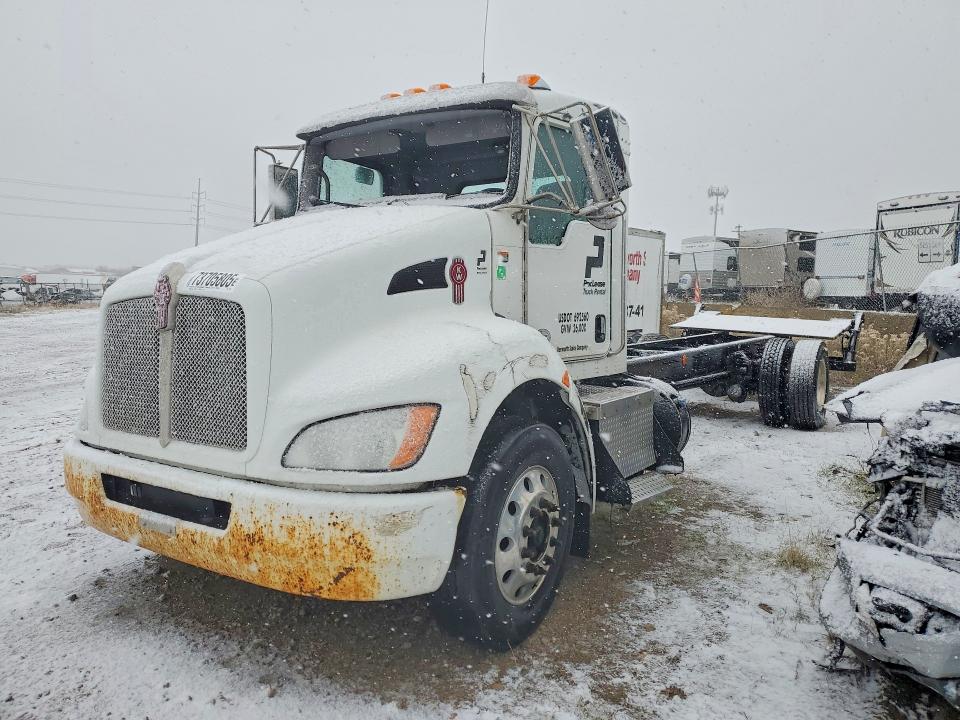 2018 KENWORTH CONSTRUCTION — VIN 2NKHHM6X4JM191707
