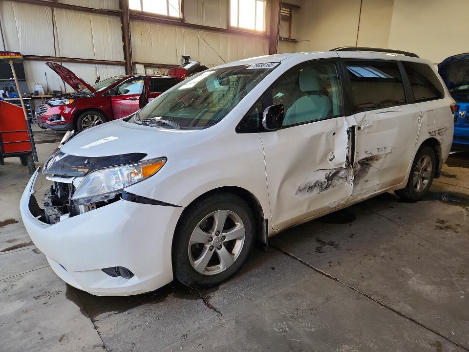 2017 TOYOTA SIENNA — VIN 5TDKZ3DC1HS868988