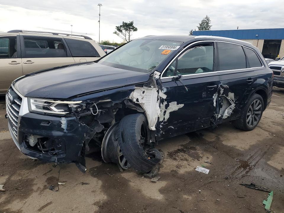 2018 AUDI Q7 — VIN WA1LHAF72JD001722