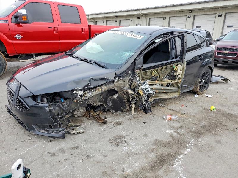 2015 FORD FOCUS — VIN 1FADP3K21FL356161