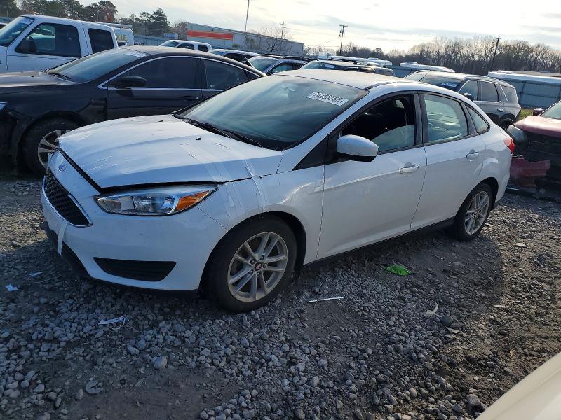 2018 FORD FOCUS — VIN 1FADP3F26JL252932