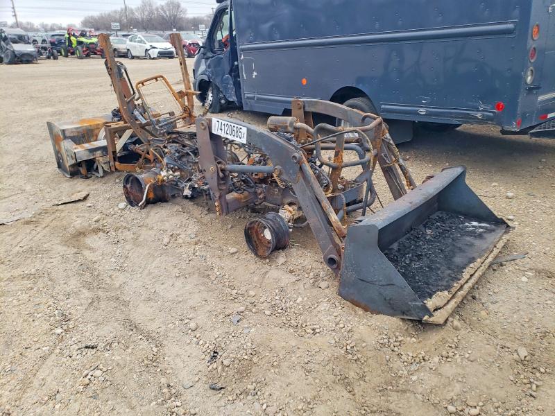 2021 JOHN DEERE 1025R — VIN 1LV1025RVMM816614