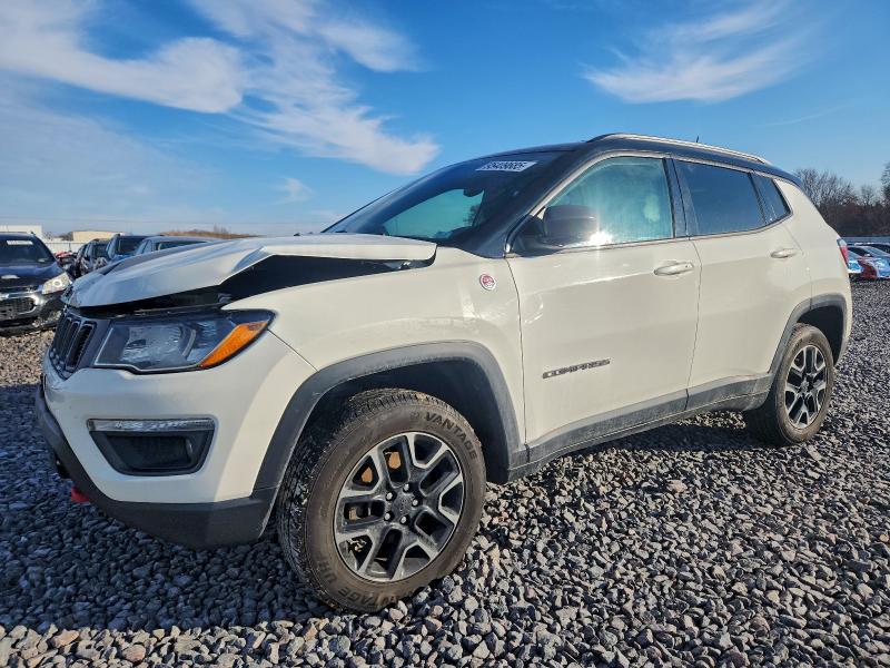 2019 JEEP COMPASS — VIN 3C4NJDDB4KT681999