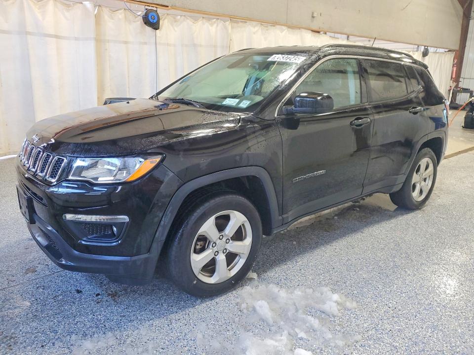 2017 JEEP COMPASS — VIN 3C4NJDBB6HT628068