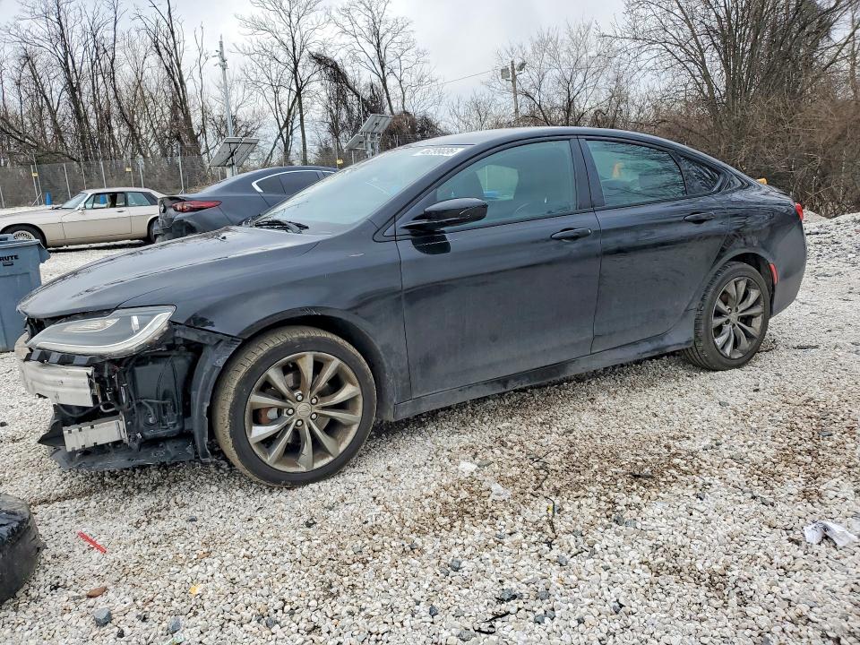 2015 CHRYSLER 200 — VIN 1C3CCCBBXFN532425