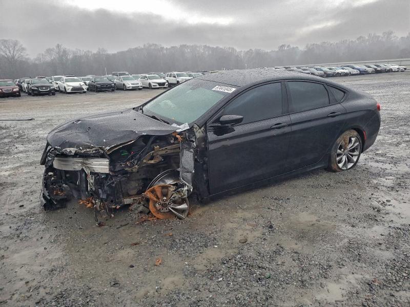 2015 CHRYSLER 200 — VIN 1C3CCCDGXFN567460