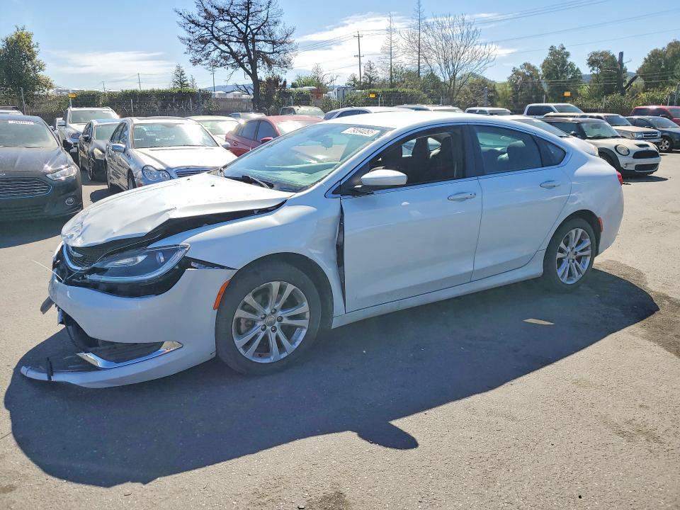 2015 CHRYSLER 200 — VIN 1C3CCCAB7FN556344