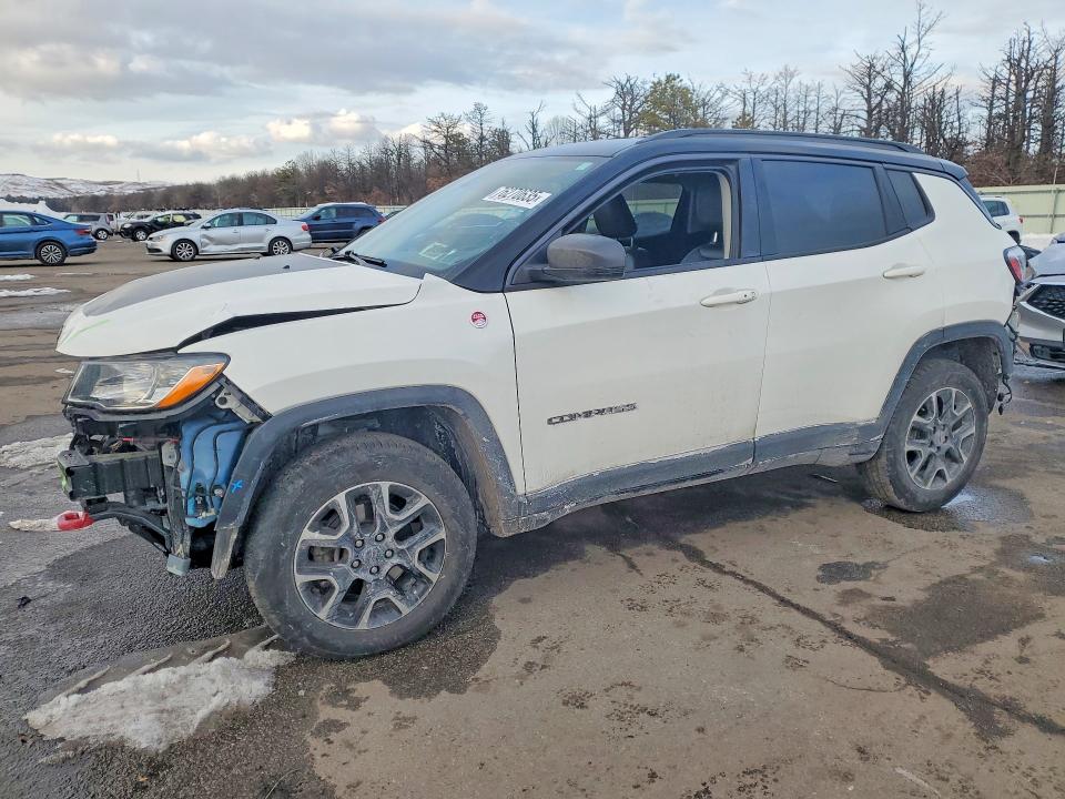 2021 JEEP COMPASS — VIN 3C4NJDDB2MT548063