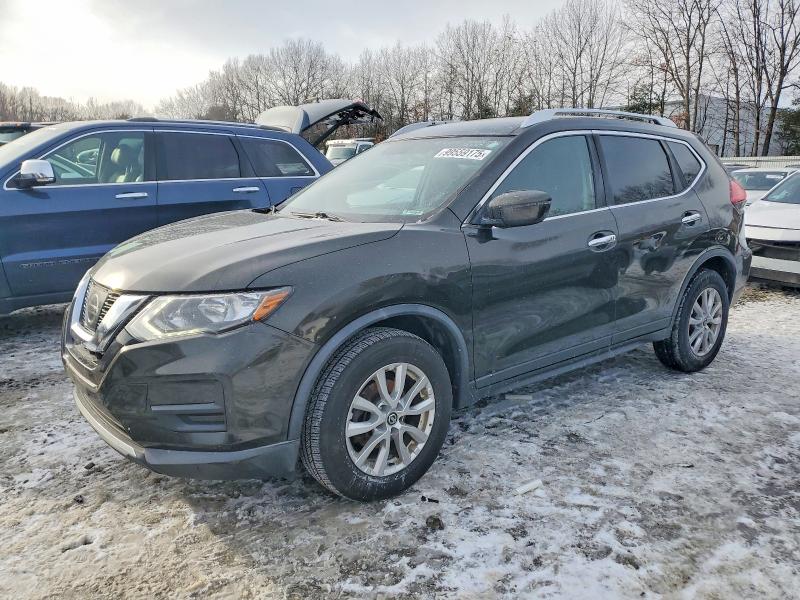 2017 NISSAN ROGUE S — VIN KNMAT2MV1HP582853