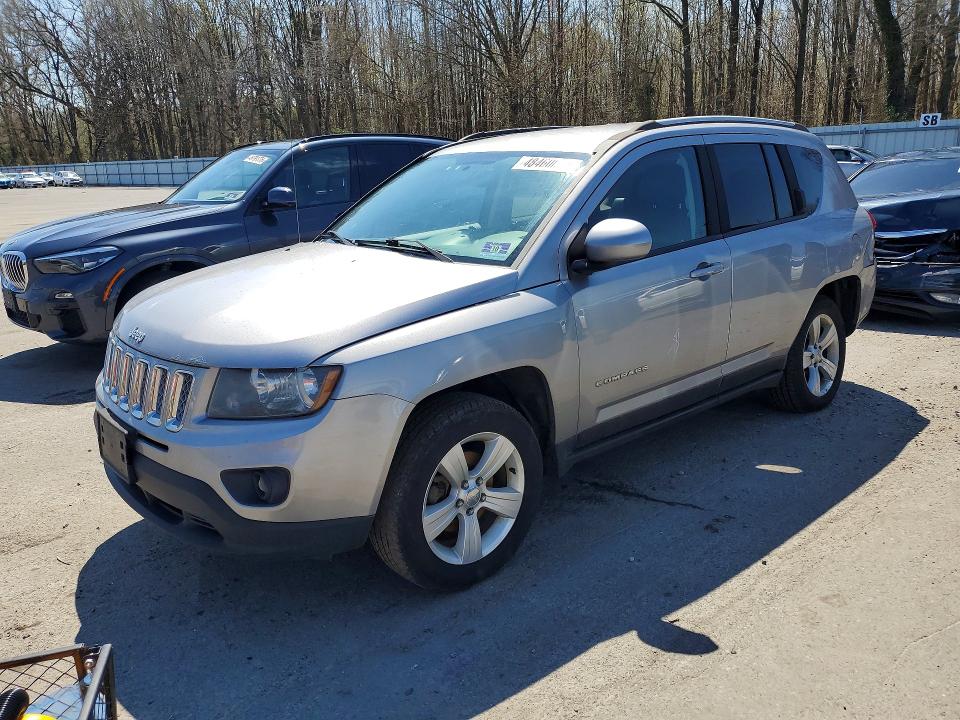 2015 JEEP COMPASS — VIN 1C4NJDEB0FD424946
