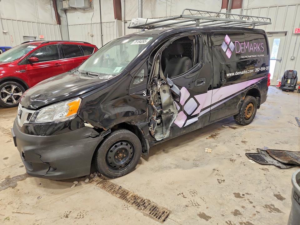 2016 NISSAN NV200 — VIN 3N6CM0KN8GK696746