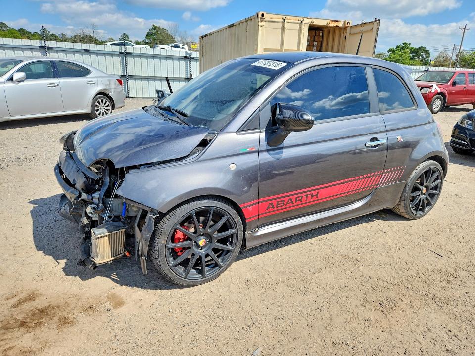 2015 FIAT 500 — VIN 3C3CFFFH7FT500300