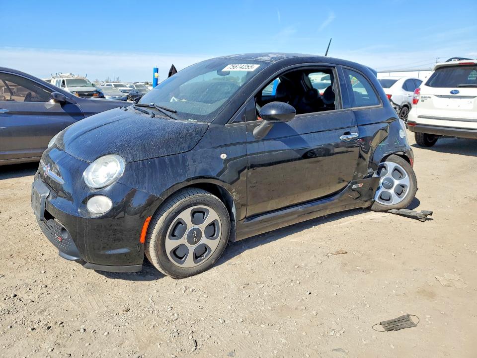 2015 FIAT 500 — VIN 3C3CFFGE3FT721350