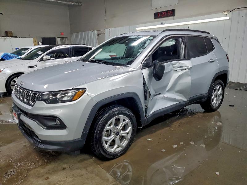 2025 JEEP COMPASS — VIN 3C4NJDBN4ST588882