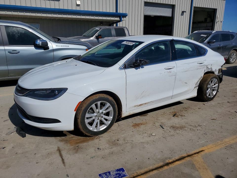 2016 CHRYSLER 200 — VIN 1C3CCCFB1GN181948