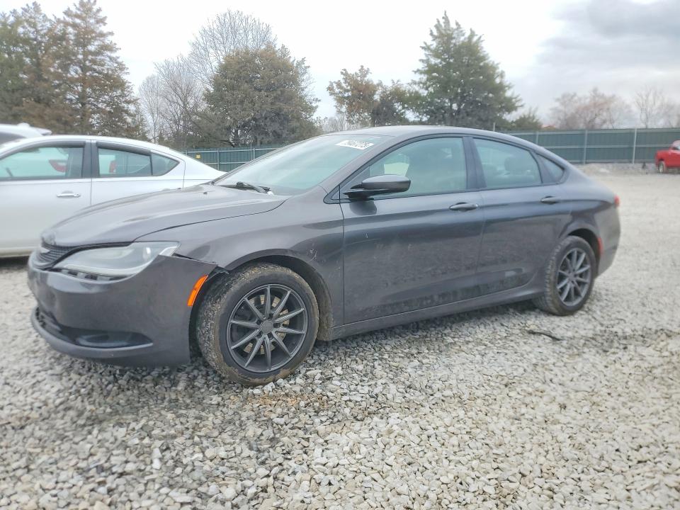 2015 CHRYSLER 200 — VIN 1C3CCCBB0FN698033