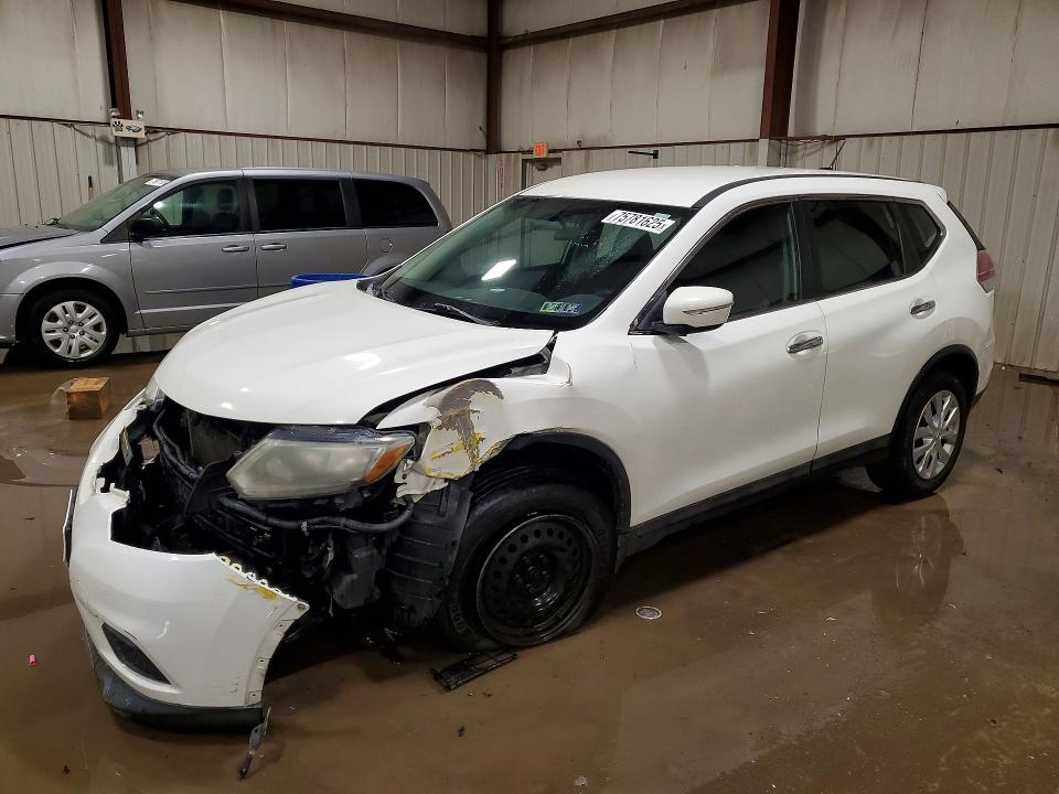 2015 NISSAN ROGUE S — VIN 5N1AT2MV3FC854349