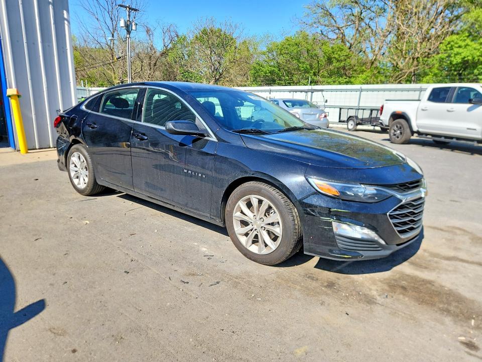 1G1ZD5ST4PF181684